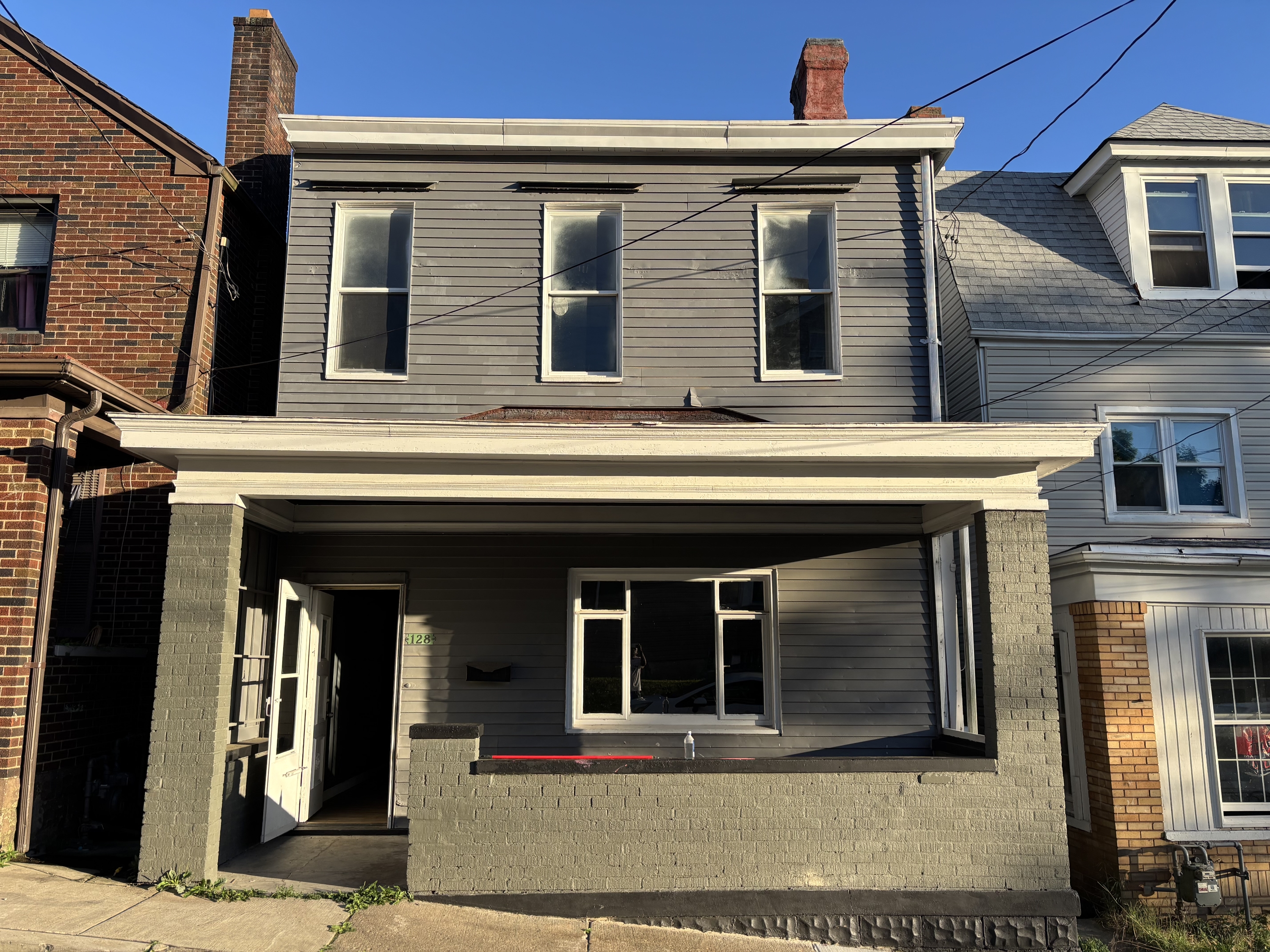 128 Sherman Avenue